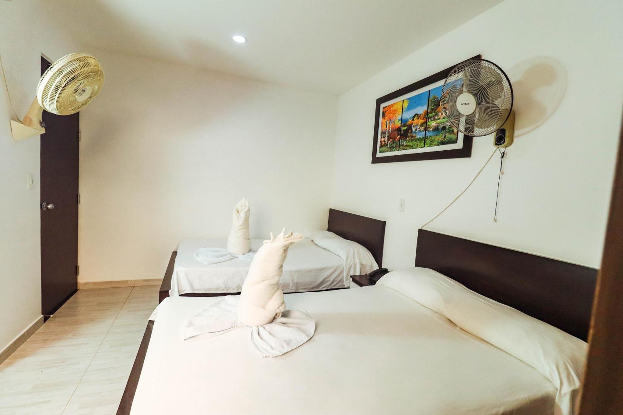 Hotel California Air Carepa Rum bild