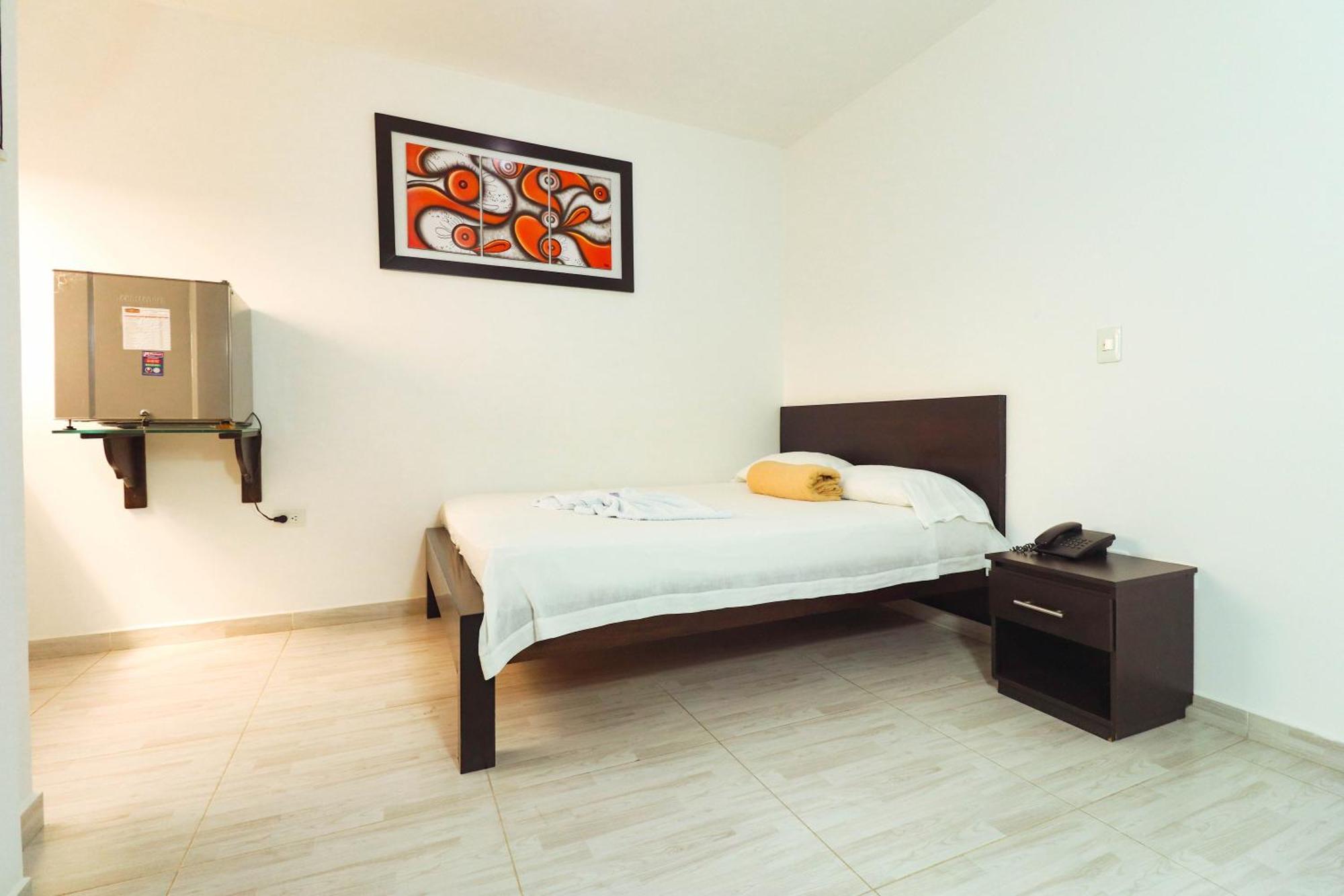 Hotel California Air Carepa Rum bild